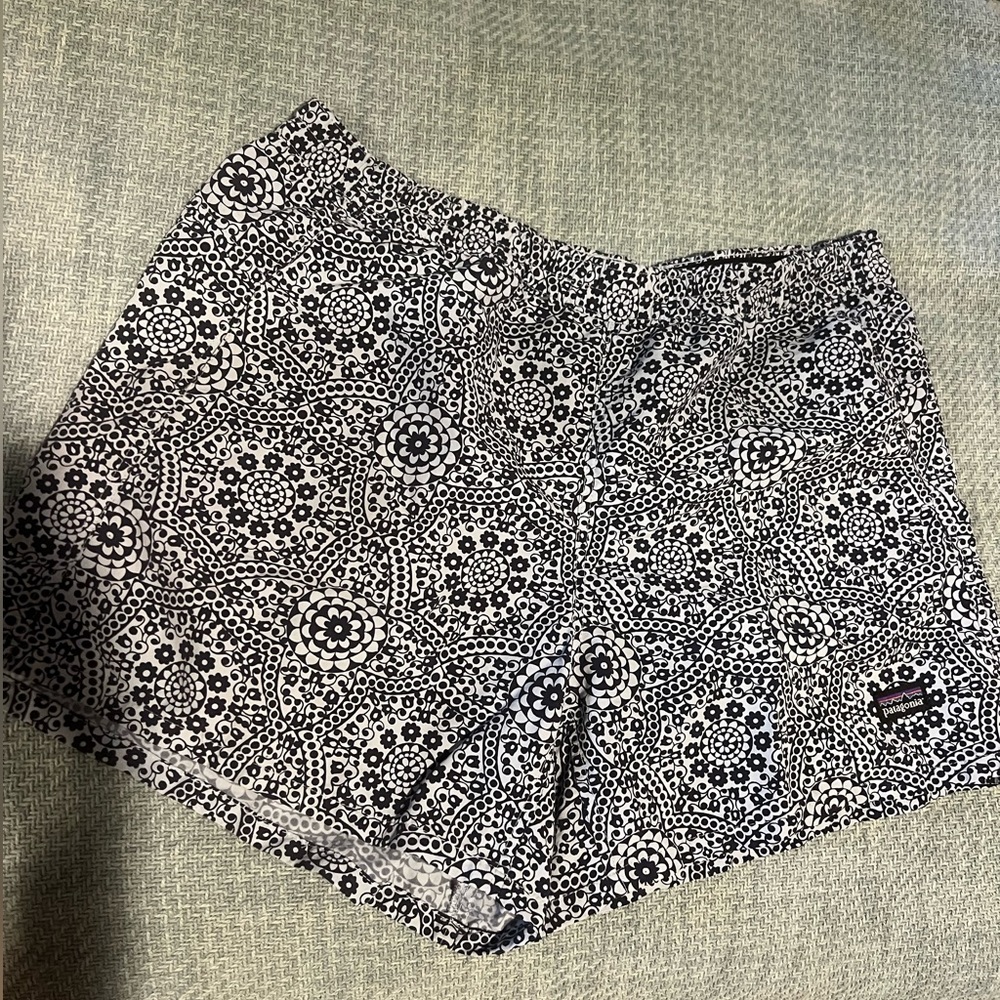 Patagonia Women Baggies  5” Inseam Vintage